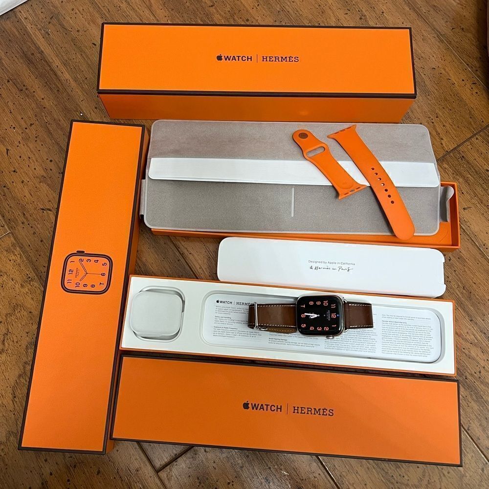 apple watch hermes series 7 with fauve barenia deploymemt buckle 45mm